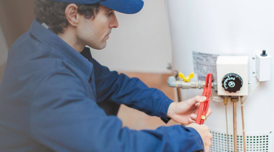 Expert burst pipe repair services in Alexandria, MO
